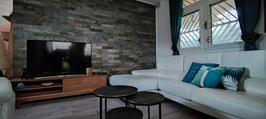 Casahibiscus Vila Fort-de-France Casa de Férias